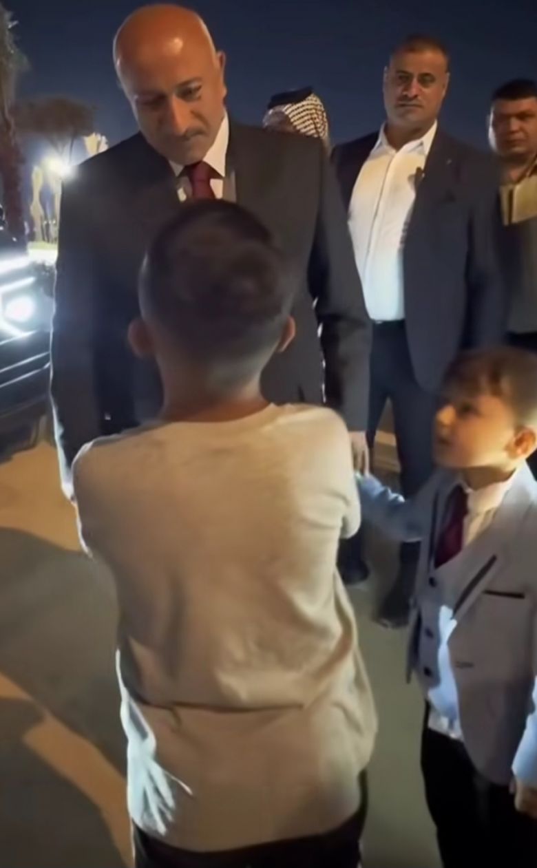 محافظ كربلاء يستجيب لمناشدة طفل تعرّض للتنمر بسبب حالته الصحية