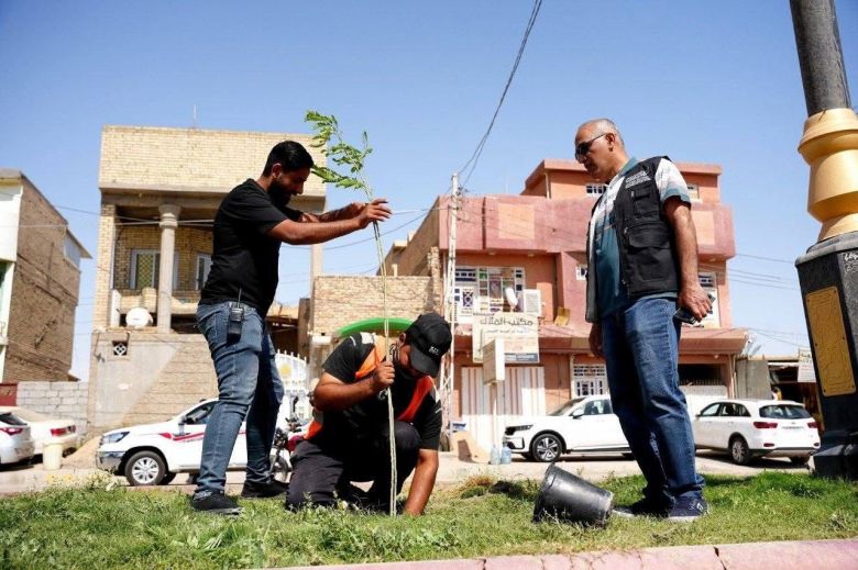 بلدية كربلاء المقدسة تطلق حملة أسبوع الحدائق في عموم المدينة