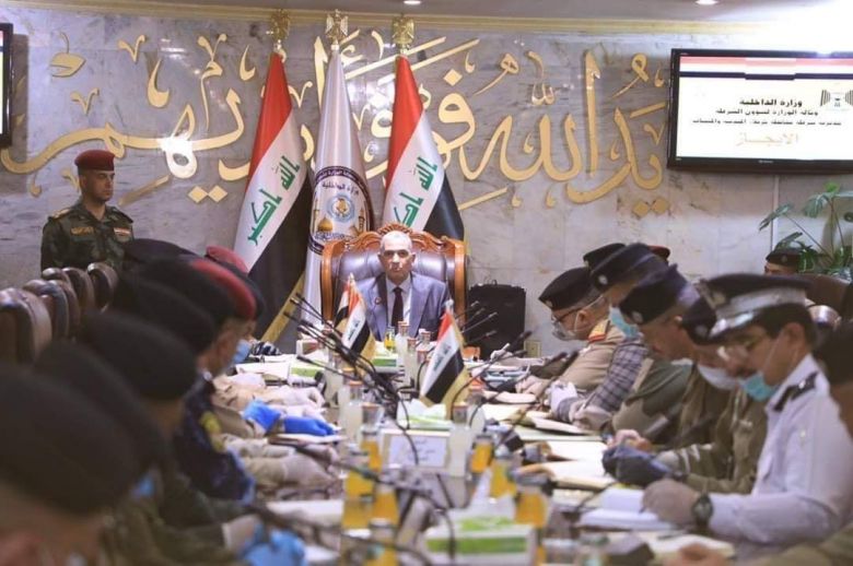 وزير الداخلية يصل إلى كربلاء المقدسة ويلتقي القيادات الامنية في المحافظة