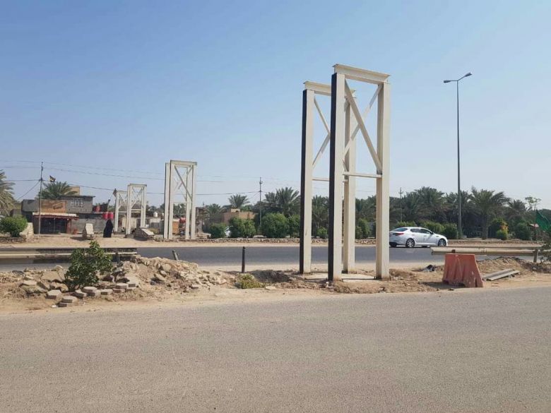 مديرية طرق وجسور كربلاء تنصب مجسر للمشاة أمام المعهد التقني