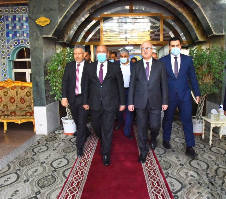 من كربلاء:وزير التربية يكشف اليه دوام الطلبة للعام الدراسي الجديد