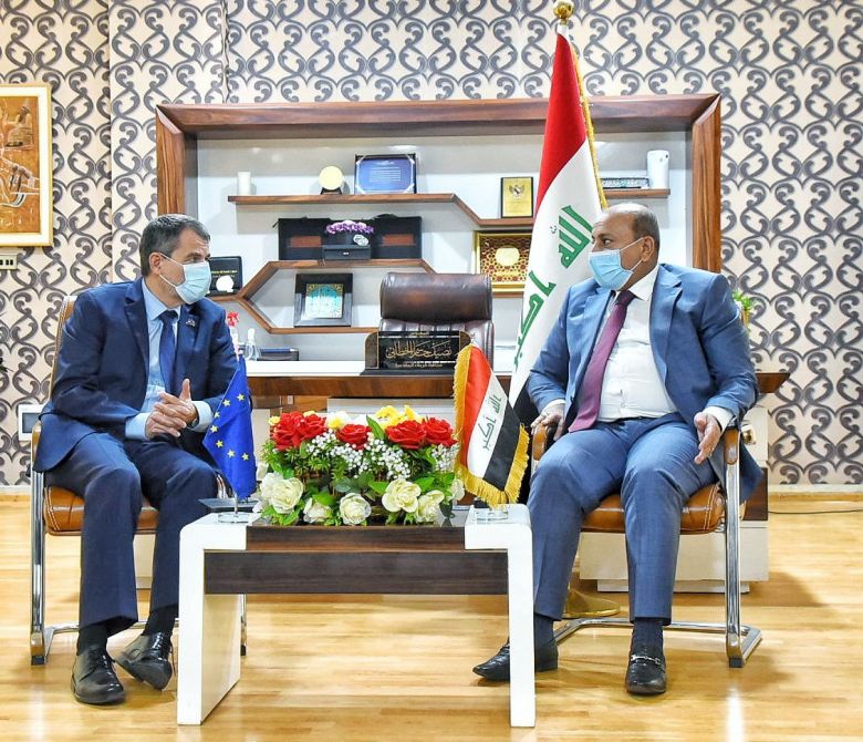 سفير الاتحاد الاوربي في العراق يزور كربلاء ويشيد بخطى محافظها في مواجهة التحديات الصحية والاقتصادية