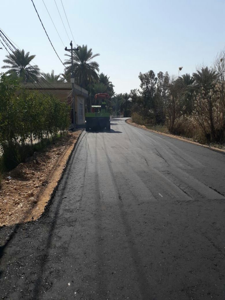 طرق وجسور كربلاء تشرف على إكساء طريق الزعبية الجنوبية