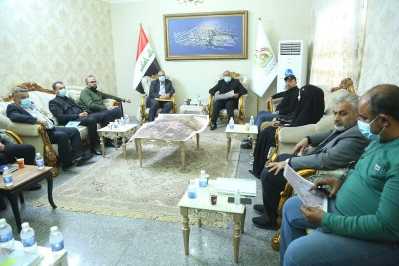الخطابي يعقد اجتماعا مع معاونيه ومدراء الدرائر لمناقشة تسريع اكمال المشاريع