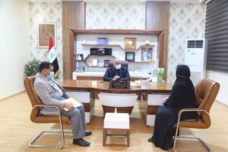 محافظ كربلاء المقدسة يلتقي مديرة الضريبة في كربلاء المقدسة