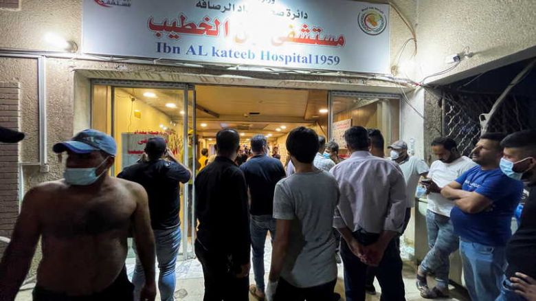 مدير التربية كربلاء يعزي ذوي ضحايا فاجعة مستشفى ابن الخطيب