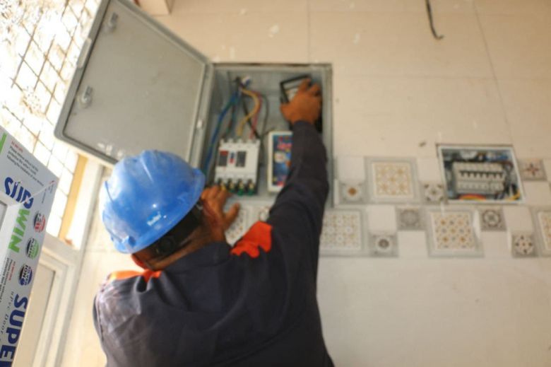 منطقة البوبيات تشهد عمل متواصل لمديرية توزيع كهرباء كربلاء