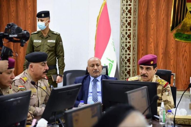 نصيف الخطابي ورئيس اركان الجيش يعقدان مؤتمرا أمنيا في المحافظة