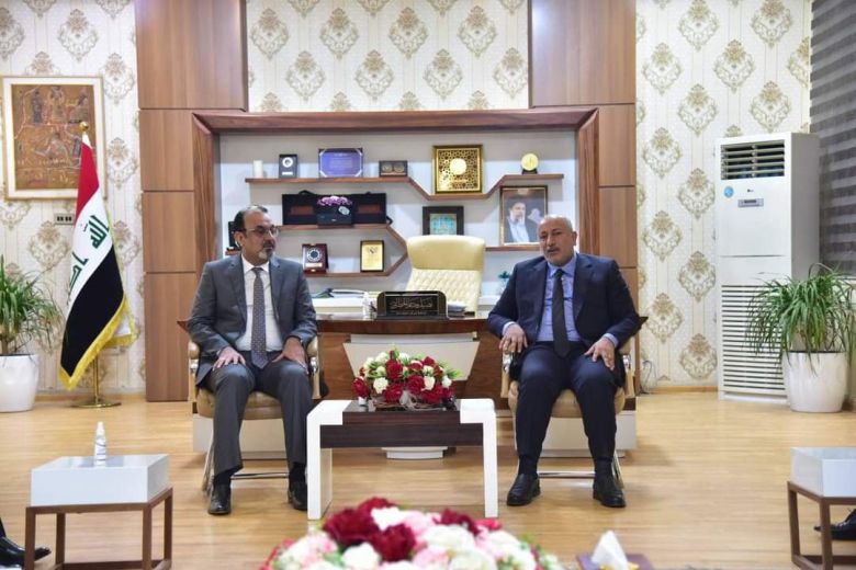 محافظ كربلاء يتباحث مع وكيل وزير التربية سبل الارتقاء بالعملية التربوية في المحافظة