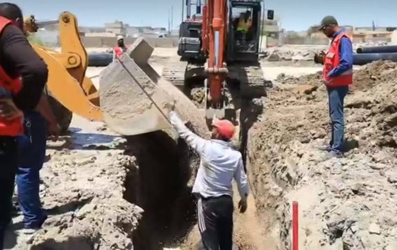 بلدية كربلاء تباشر بأعمال ربط دوار الامام الحسين (ع) بطريق بابل - كربلاء