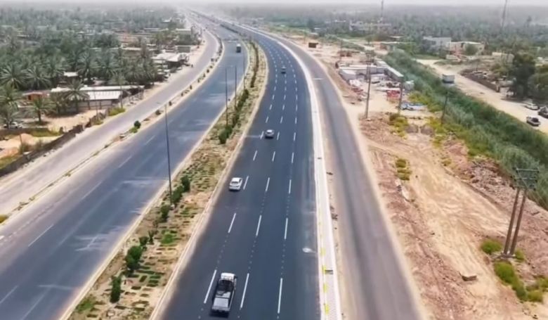 طريق كربلاء – الهندية يقترب من الاكتمال ومديرية الطرق تشرع بمرحلة التأثيث
