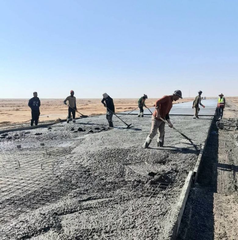 ارتفاع نسب إنجاز طريق النخيب–كربلاء إلى 61% ضمن مشروع صيانة وتأهيل الممر الدولي الحيوي