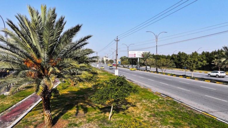 نحو بيئة صحية خضراء.. كربلاء تشهد حملات لزراعة الورود والعناية بالأشجار