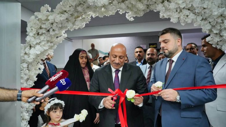 محافظ كربلاء يفتتح أربع صالات للعمليات في مستشفى النسائية والتوليد التعليمي
