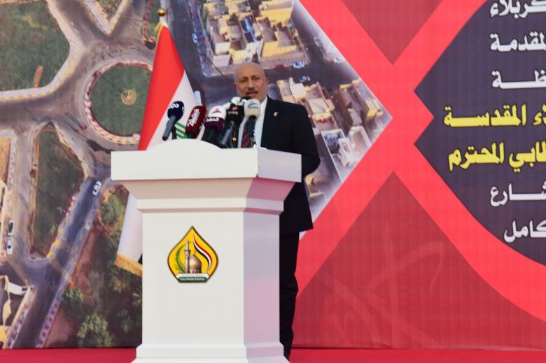 محافظ كربلاء يفتتح مشروع إيصال الخدمات وتطوير حي الصمود